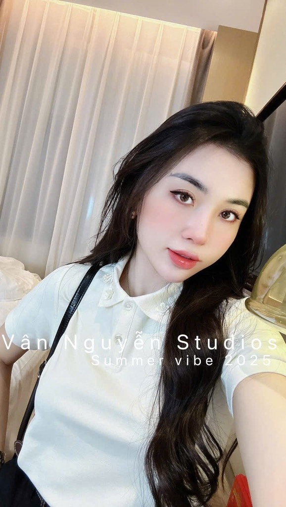 SET POLO ĐÍNH HOA MIX SHORT LI TRƯỚC NỮ SẴN