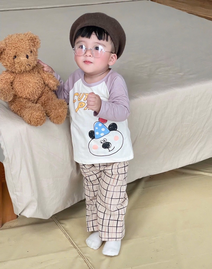 SET BỘ DÀI CUTE PANDA PHỐI QUẦN KẺ BÉ TRAI SẴN(XẢ 39k)