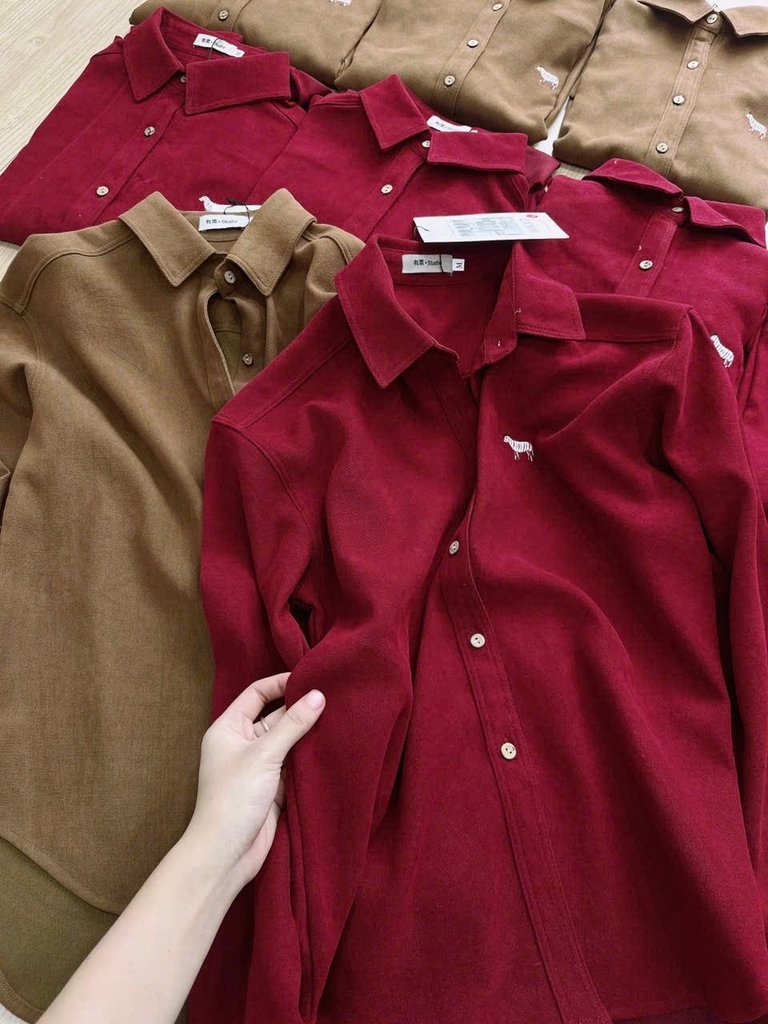 ÁO SƠ MI NHUNG TĂM THÊU NGƯA NỮ THU ĐÔNG SẴN(SALE 79k)