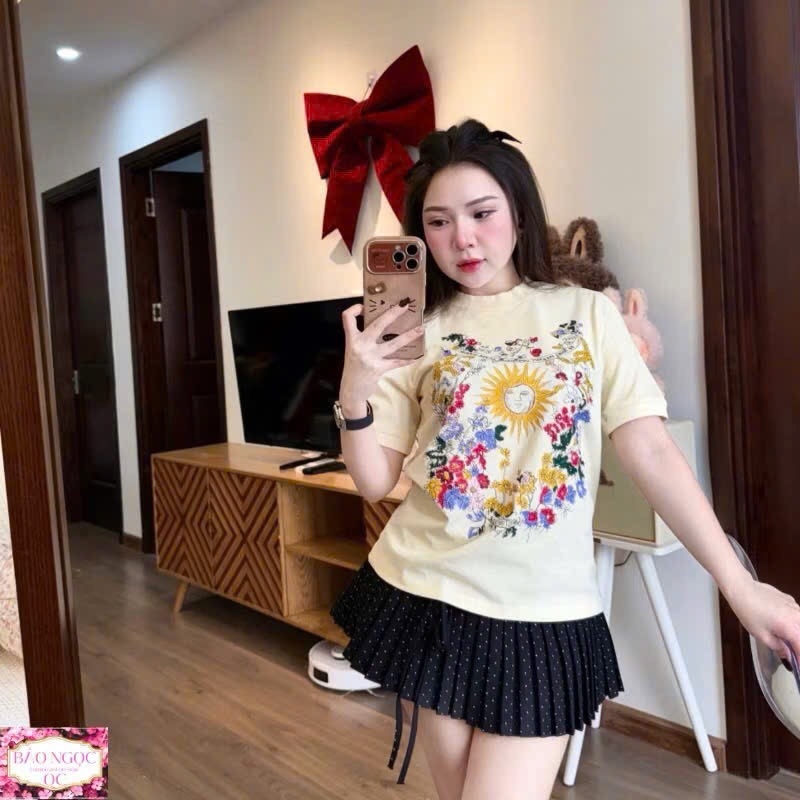 ÁO PHÔNG HOẠ TIẾT MẶT TRỜI VÀ HOA NỮ