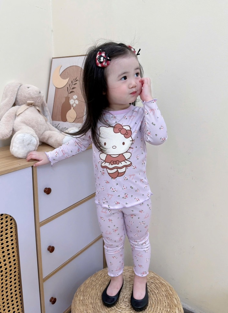 SET 3 BỘ DÀI KITTY TĂM KẺ HỒNG TÍM BÉ GÁI