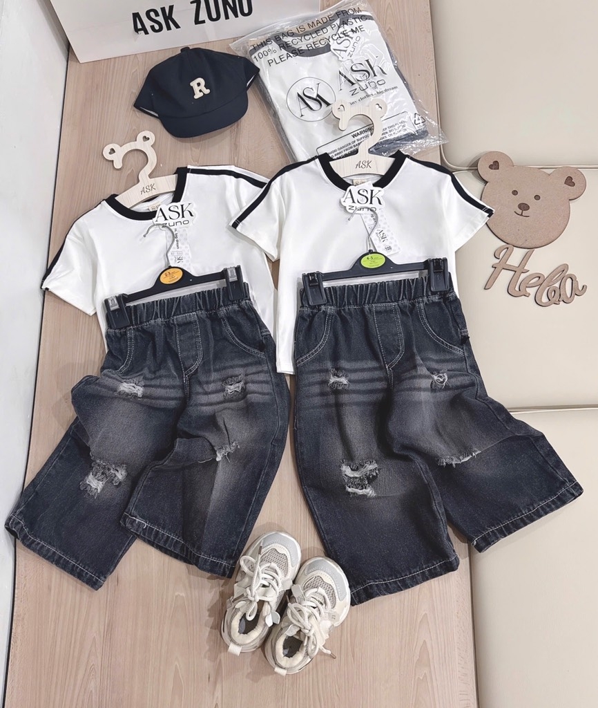 BỘ ÁO CỘC SỌC ĐEN QUẦN BÒ RÁCH BÉ TRAI SẴN (SALE 79k)