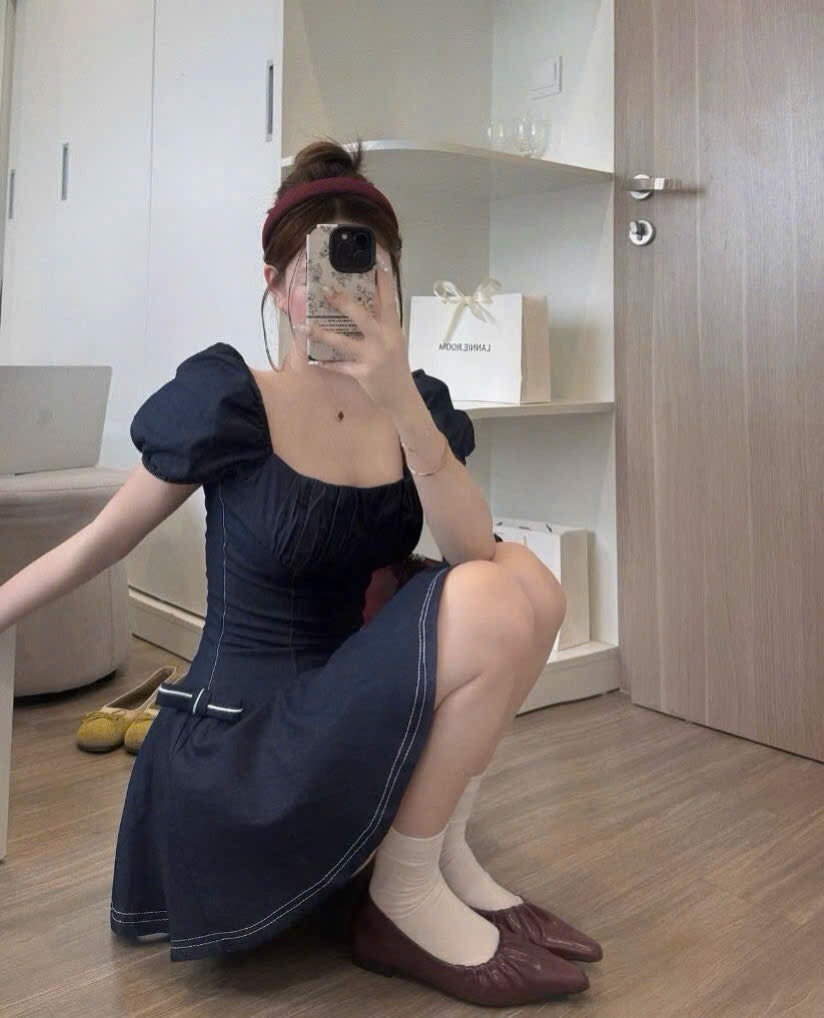 VÁY JEAN DENIM DÁNG XOÈ ĐÍNH 2 NƠ