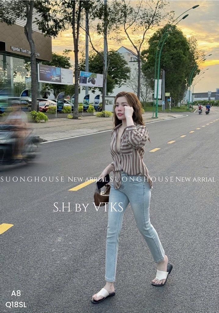 ÁO SƠ MI KẺ SỌC TÚI TRƯỚC NỮ