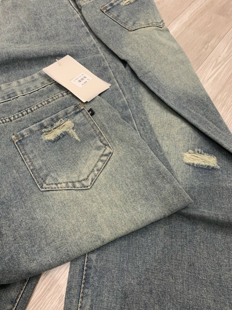 QUẦN JEAN NỮ SUÔNG RÁCH TÚI SAU SẴN (XẢ 79K )