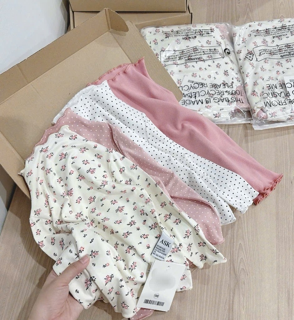 SET 4 ÁO ZIP GIỮ NHIỆT DÀI TAY BÉ GÁI