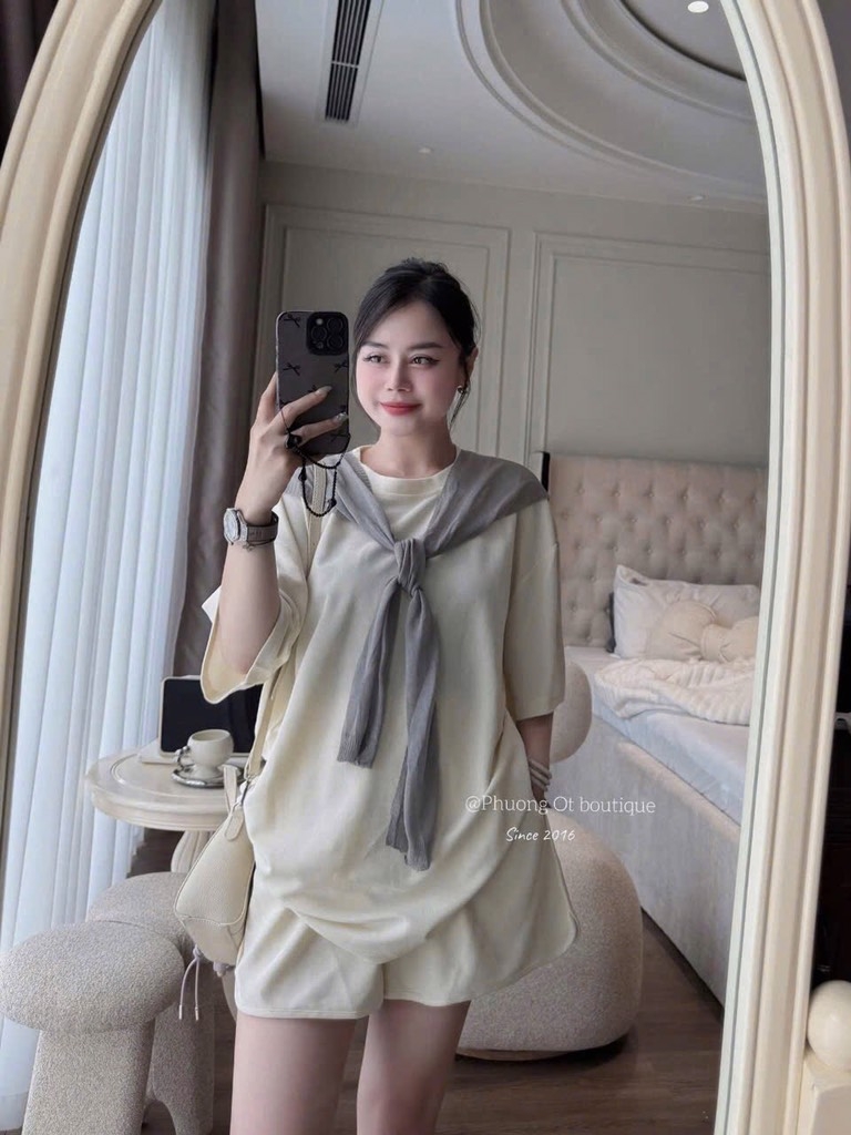 SET BỘ ÁO PHÔNG QUẦN ĐÙI 3 MÀU KÈM KHĂN NỮ