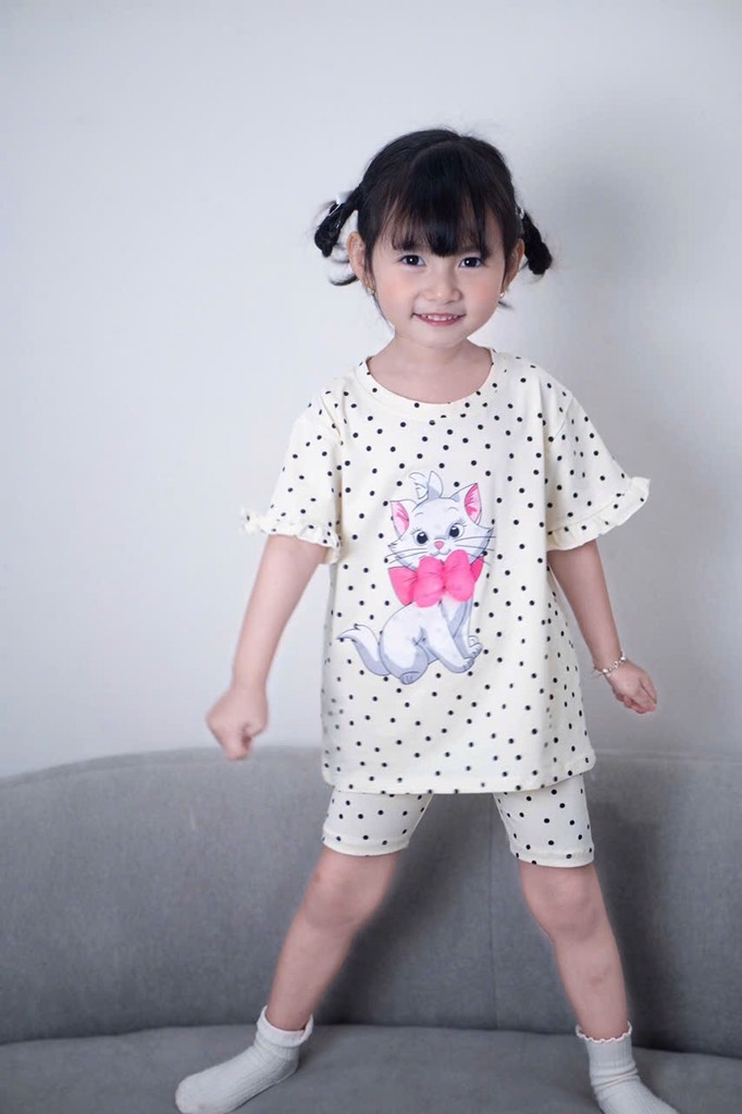 SET BÉ GÁI COTTON TÀU 2 MÀU BÉ GÁI SẴN (XẢ 99k)