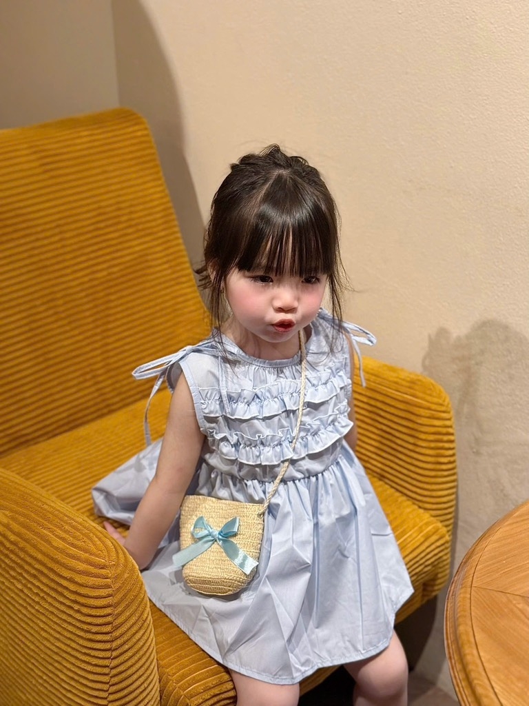 VÁY THÔ BÈO KÈM TÚI CÓI BÉ GÁI SẴN