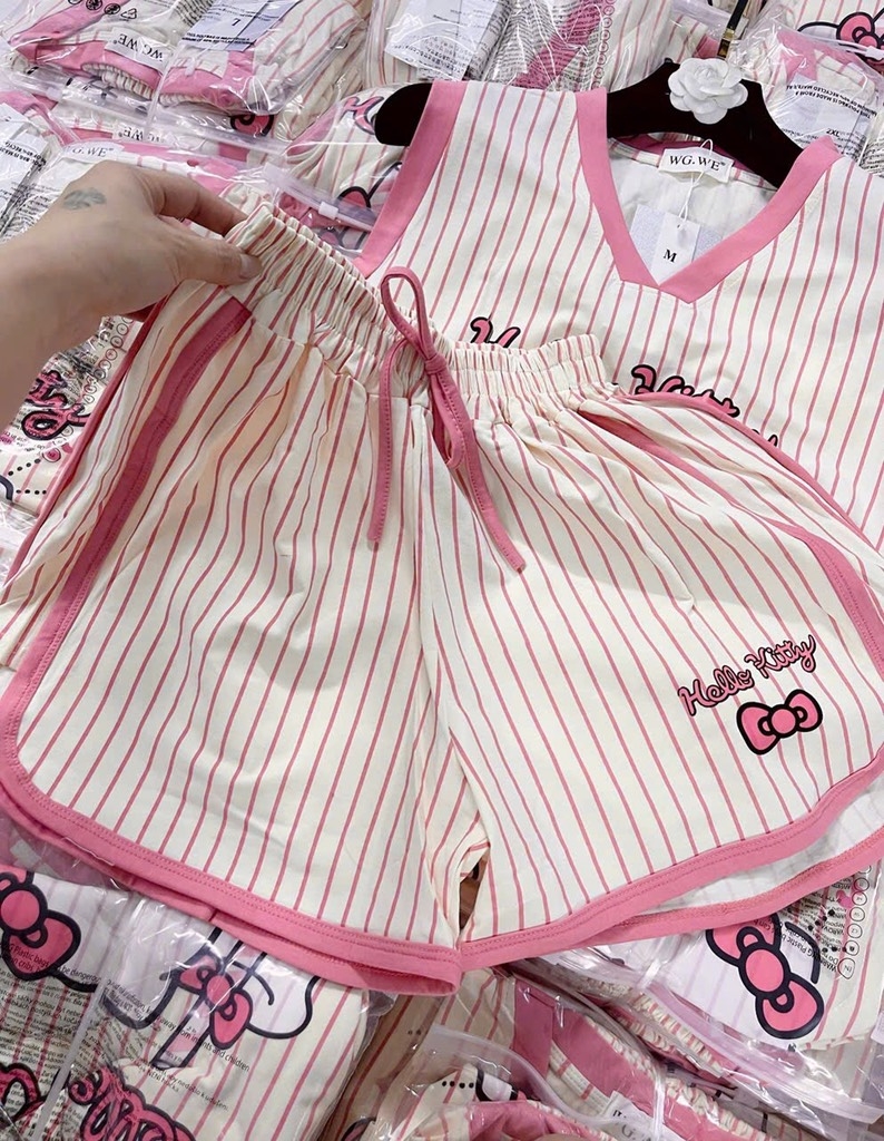 SET BỘ SÁT NÁCH HELLO KITTY HỒNG KẺ