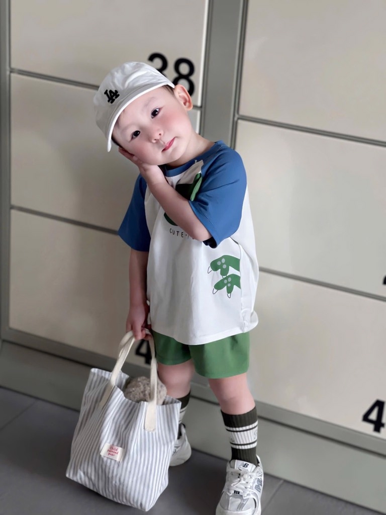 SET 2 BỘ BÉ TRAI KẺ CARO KHỦNG LONG SẴN