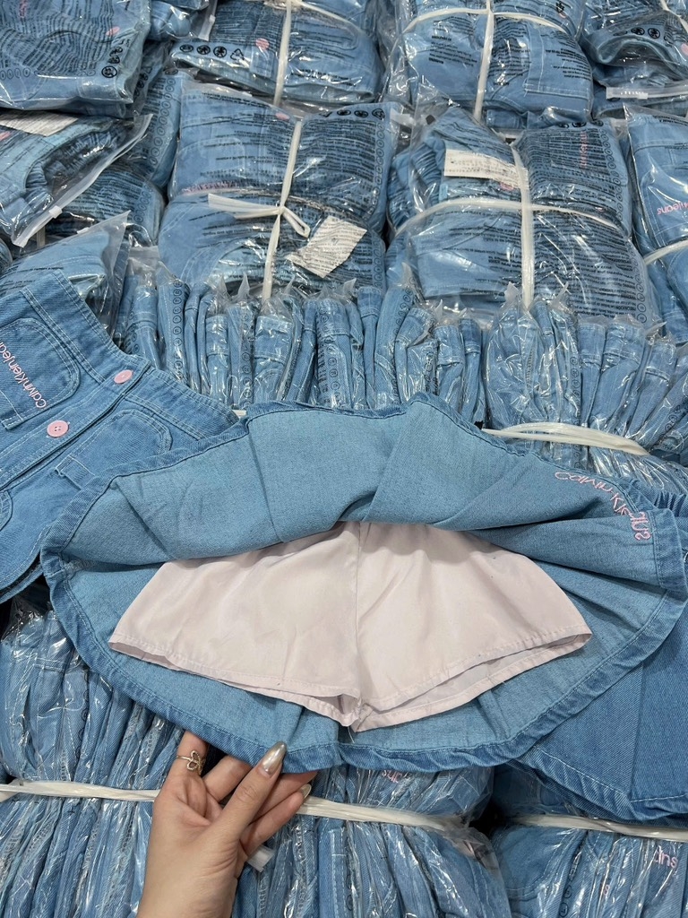 SÉT JEAN CALVIN KÈM MŨ BÉ GÁI (LOẠI ĐẮT) SẴN (XẢ 75k)