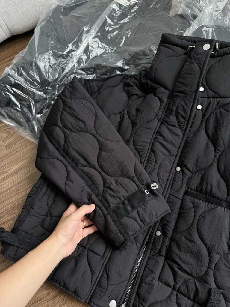 ÁO PHAO NỮ TRÁM ĐEN Z.R TUỒN XỊN THU ĐÔNG SẴN
