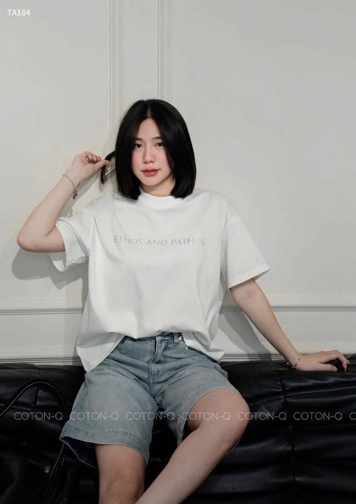 ÁO PHÔNG TRẮNG CHỮ ETHOS AND PATHOS NỮ