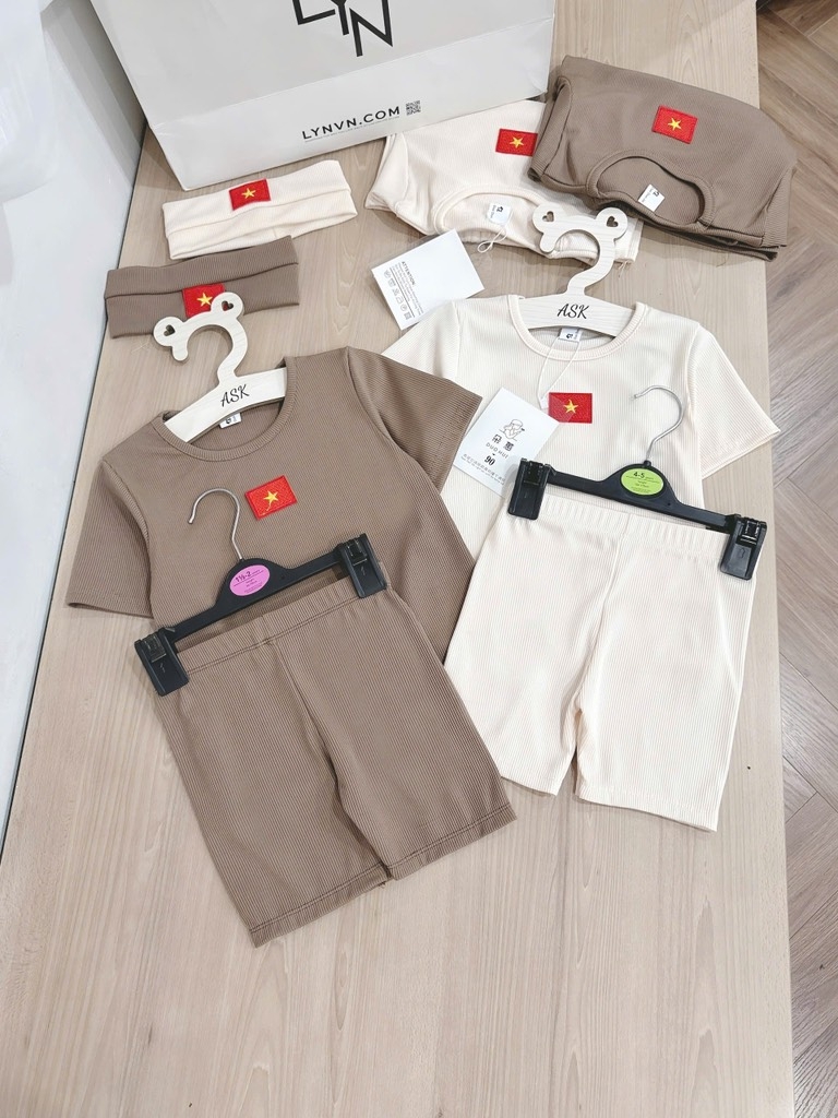 SET 2 BỘ CỜ CỘC BE TRẮNG CHO BÉ TRAI GÁI SẴN(XẢ 69k)