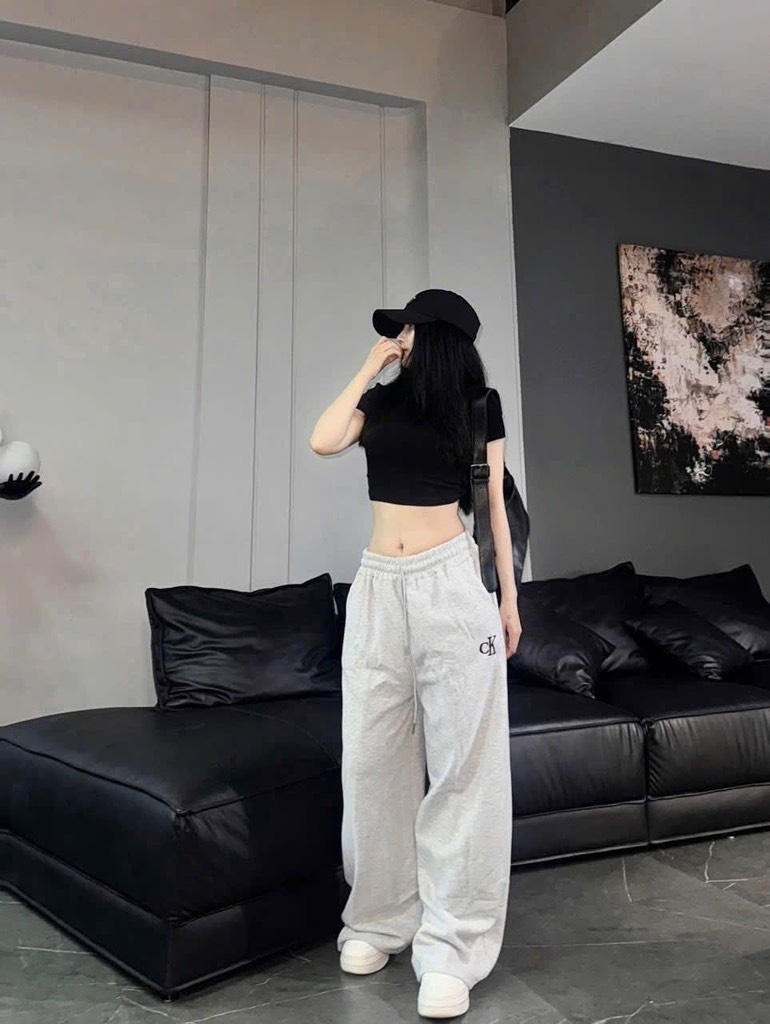 SET 2 QUẦN SUÔNG THÊU CK NỮ