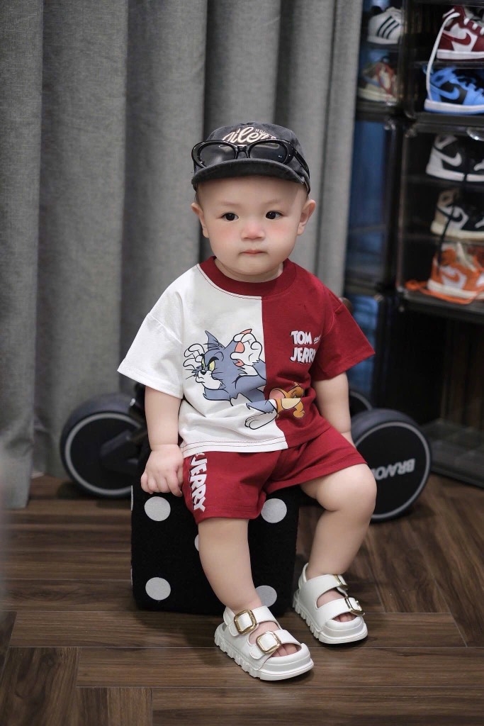 SÉT BỘ COTTON TOM & JERRY TONE TRẮNG ĐỎ CHO BÉ TRAI