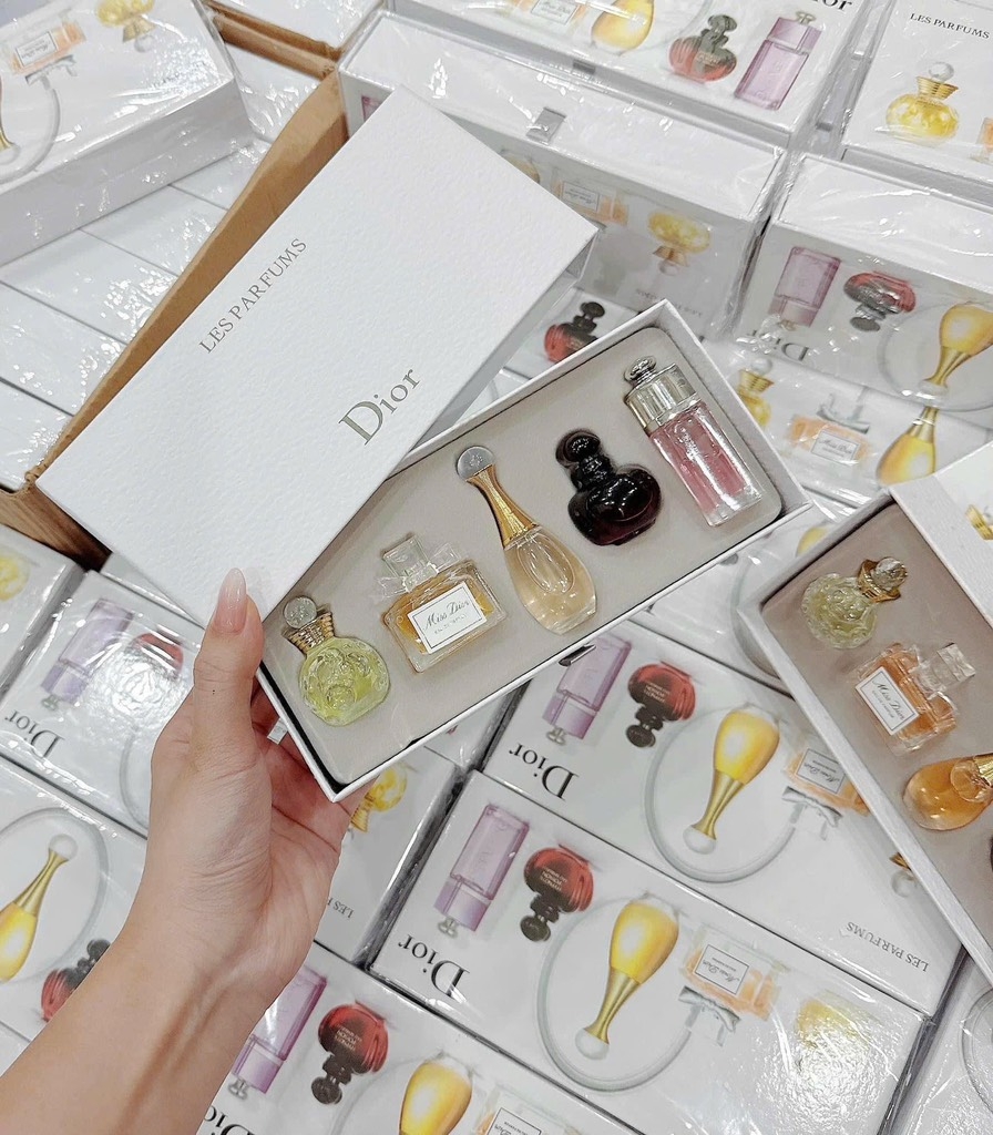 SET NƯỚC HOA DIOR 5 CHAI NƯZ