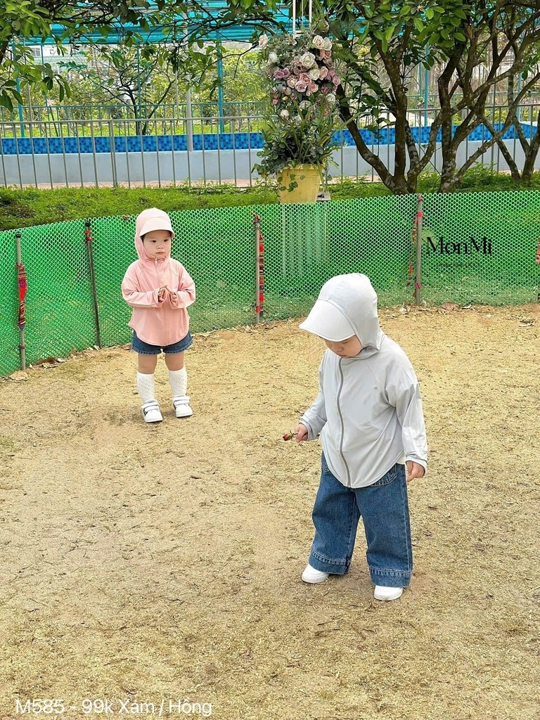 ÁO CHỐNG NẮNG 2 MÀU CHO BÉ TRAI BÉ GÁI SẴN (SALE 39k)