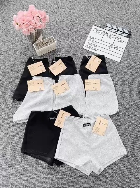 SET 2 QUẦN NỮ MIU MIU NỈ MÌ SẴN (XẢ 70K)