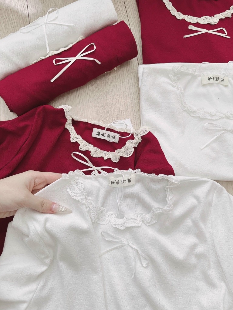ÁO NỮ LEN LẠNH PHỐI REN BÈO ĐÍNH NƠ(xả 39k)