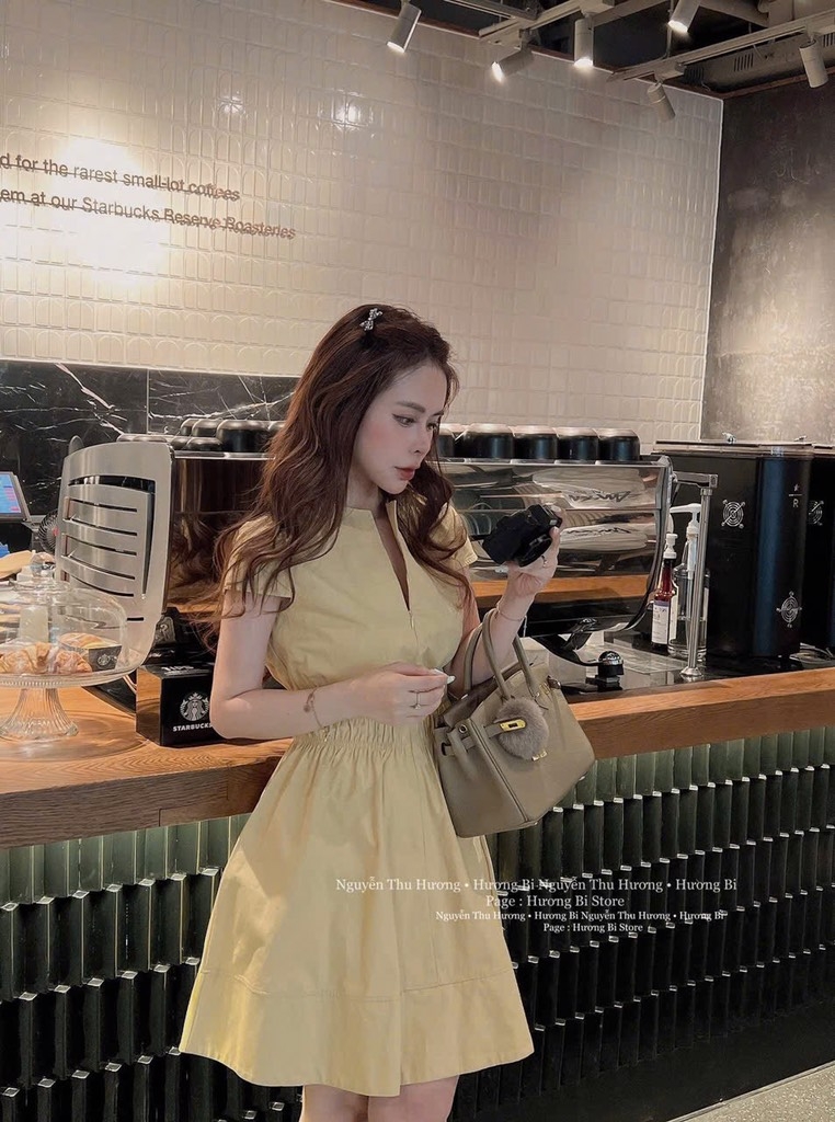 VÁY CỔ CAO TAY CỘC NHÚN EO NỮ