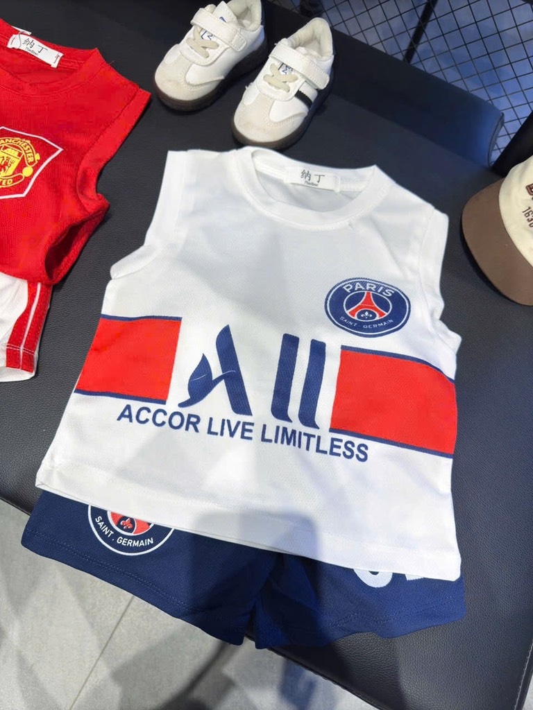 SET 2 BỘ PARIS 09 BÉ TRAI SẴN (SALE 79k)