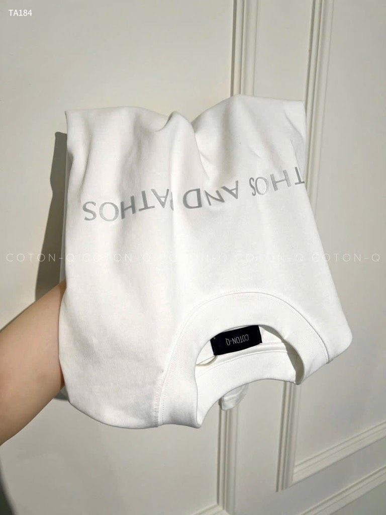 ÁO PHÔNG TRẮNG CHỮ ETHOS AND PATHOS NỮ