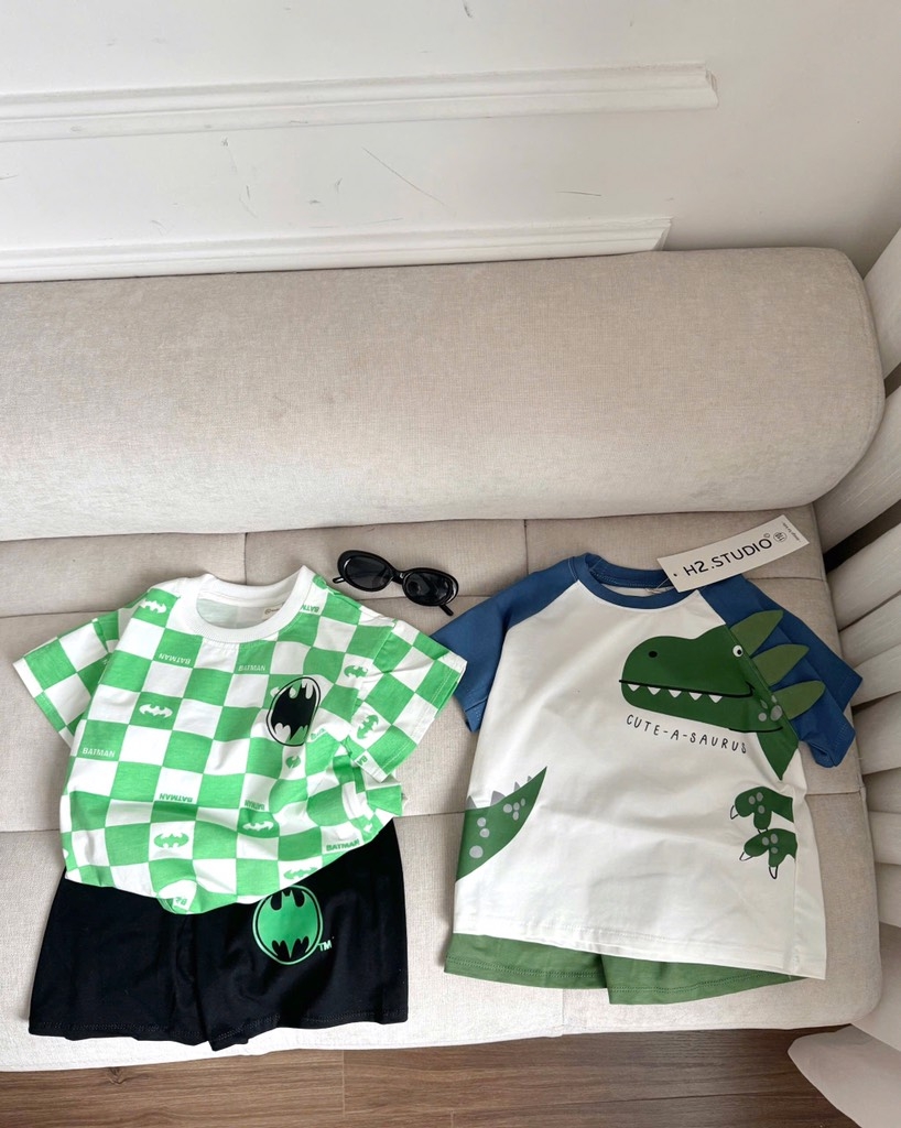 SET 2 BỘ BÉ TRAI KẺ CARO KHỦNG LONG SẴN