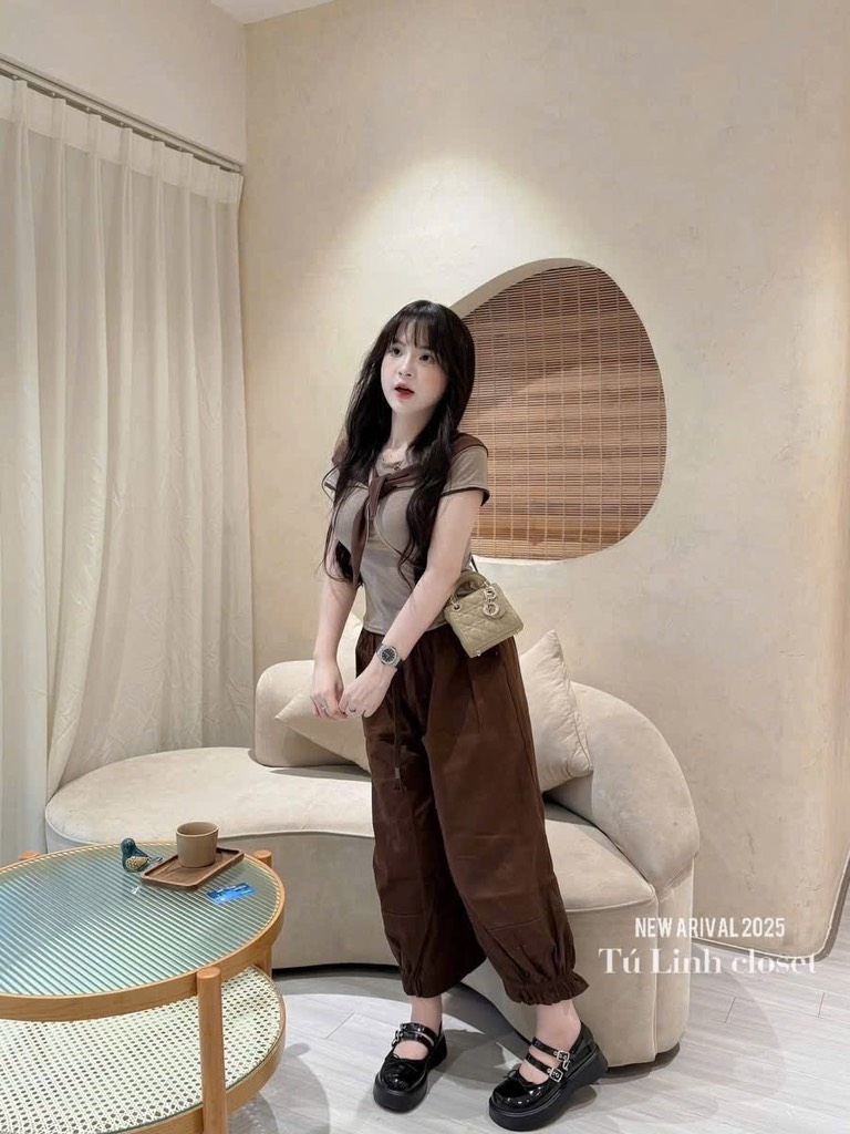 SET ÁO ZIP QUẦN KAKI NÂU KÈM KHĂN NỮ THU ĐÔNG
