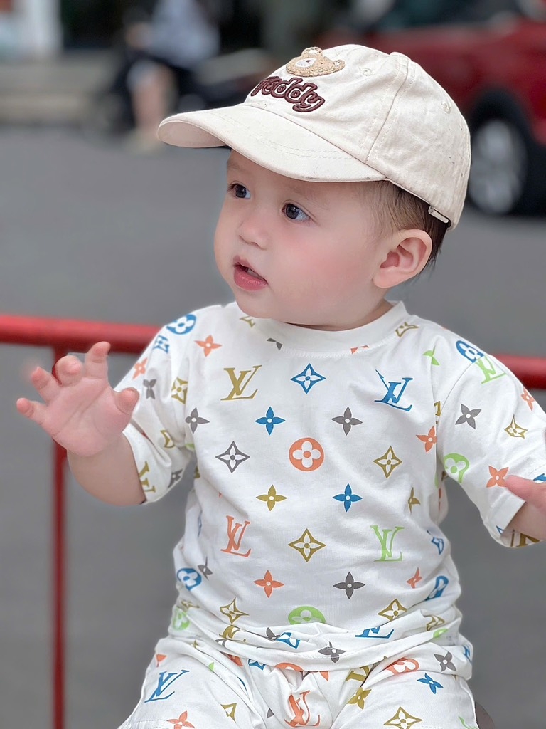 SET LV MẸ CON HOẠ TIẾT ĐA SẮC SẴN(XẢ MẸ 69k Con40k)