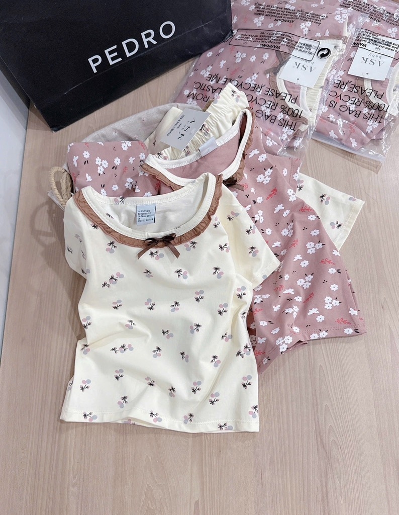 SET 2 BỘ PHỐI REN XUẤT HÀN BÉ GÁI SẴN