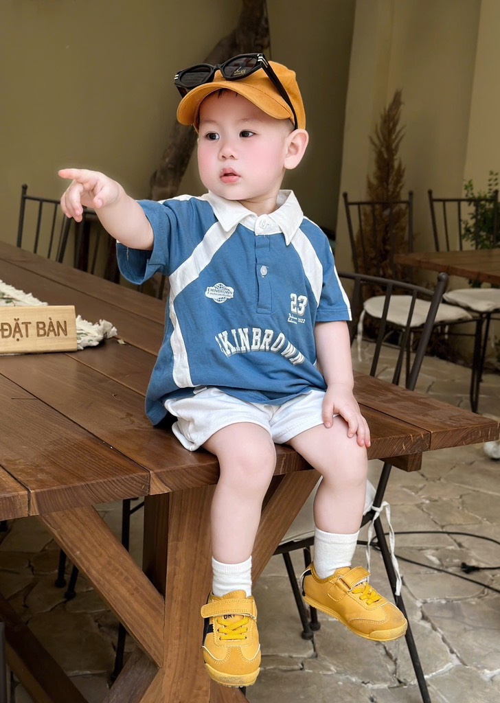 SET POLO PHỐI XANH TRẮNG BÉ TRAI SẴN( xả 57k )