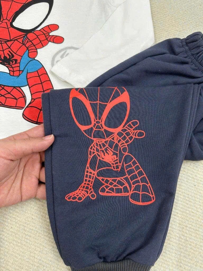 BỘ NGƯỜI NHỆN DÀI TAY ÁO TRẮNG QUẦN NỈ XANH THAN CHO BÉ TRAI