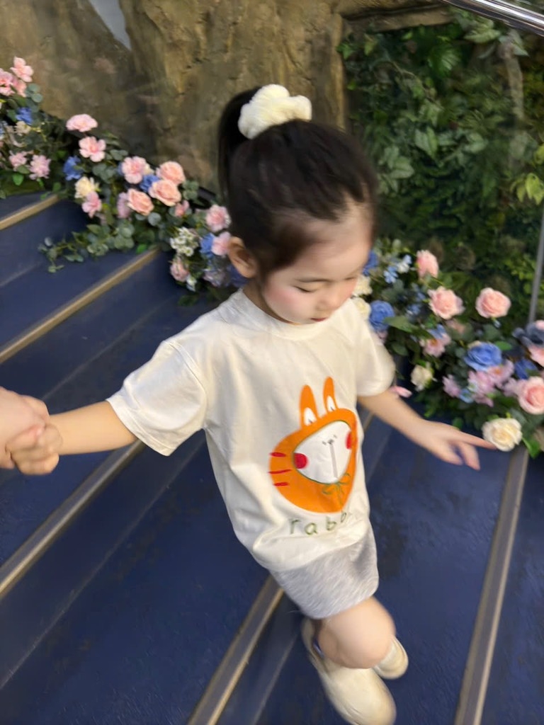 SET 3 ÁO PULL THỎ TONE BE TÍM TRẮNG BÉ GÁI SẴN