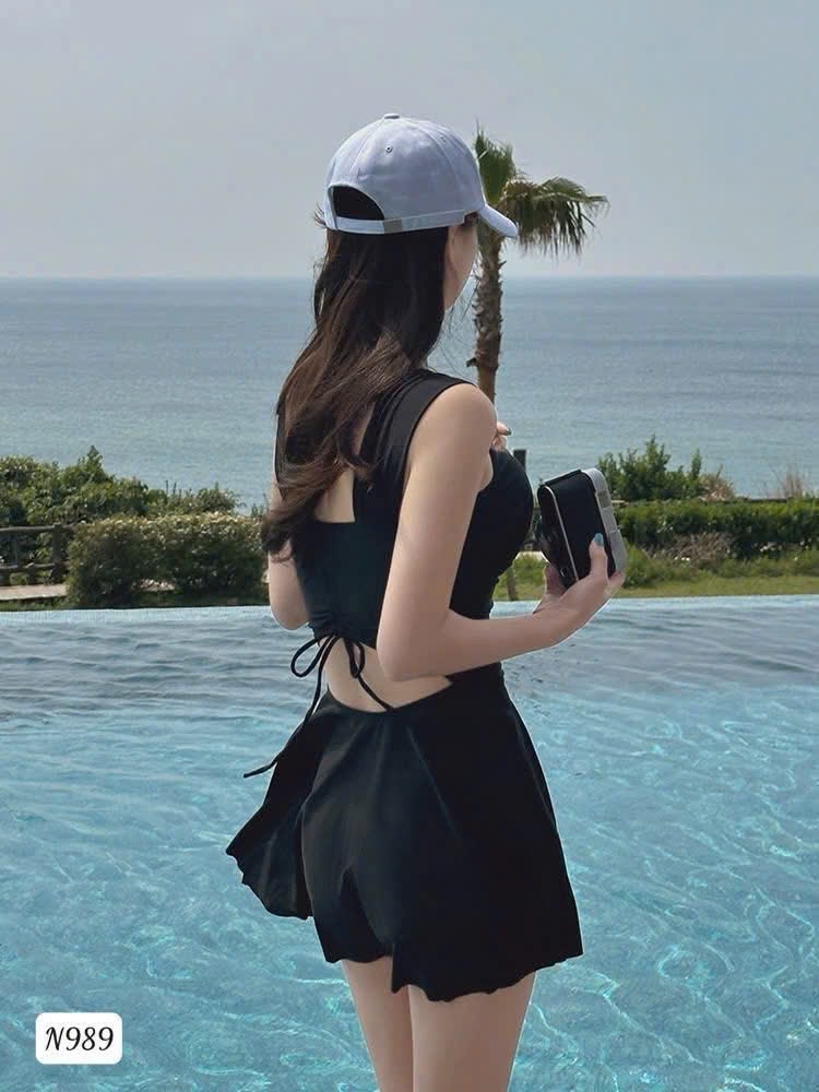 SET BỘ BƠI ĐEN CHÂN VÁY NỮ