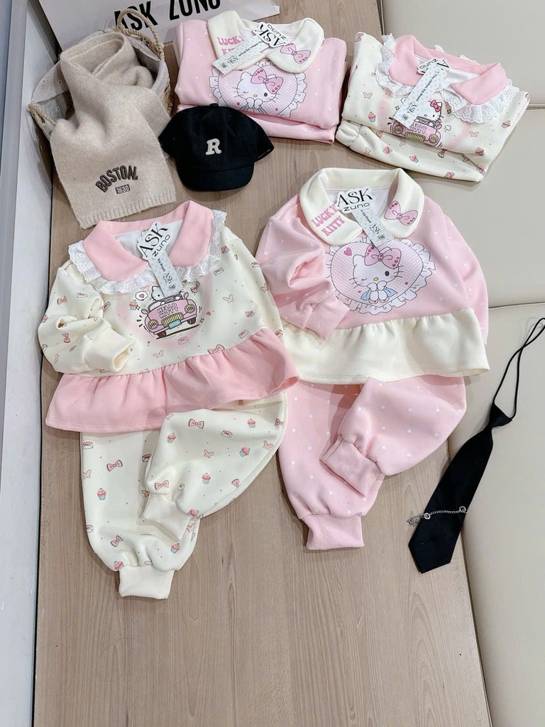 BỘ NỈ 2 DA HELLOKITTY BÉ GÁI