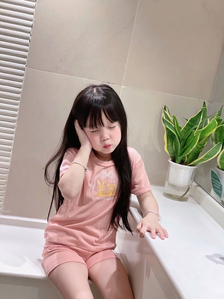 SET 2 BỘ THÔNG HƠI VẢI XUẤT HÀN HỒNG BE BÉ GÁI SẴN
