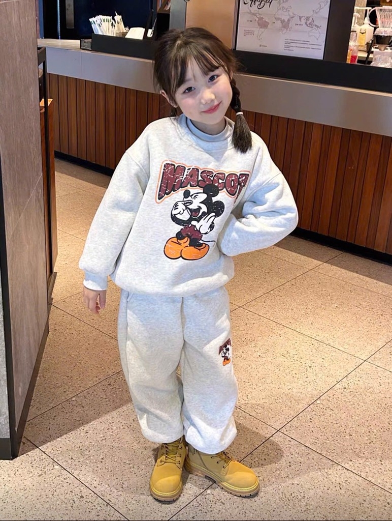 BỘ DÀI NỈ HAI DA MICKEY XÁM BÉ GÁI