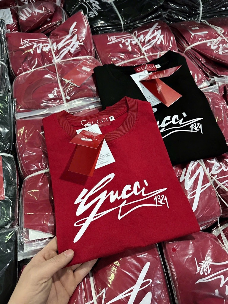 ÁO PHÔNG TEE CHỮ TRẮNG CỘC TAY NỮ SẴN