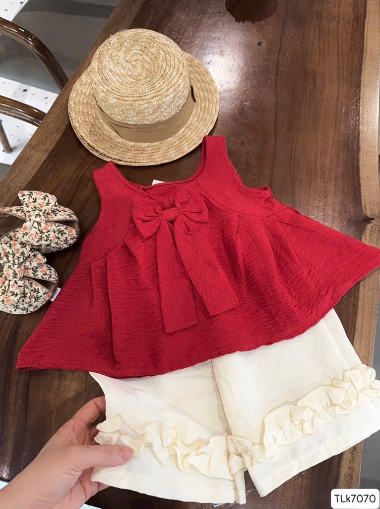 SET ÁO SÁT NÁCH ĐỎ QUẦN SUÔNG BÈO BÉ GÁI