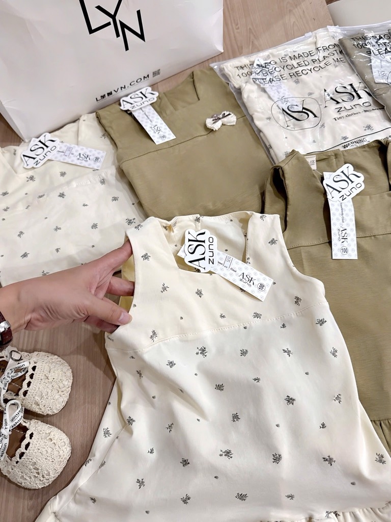 VÁY BÈO 3 TẦNG COTTON XANH RÊU VÀ CHẤM BI BÉ GÁI