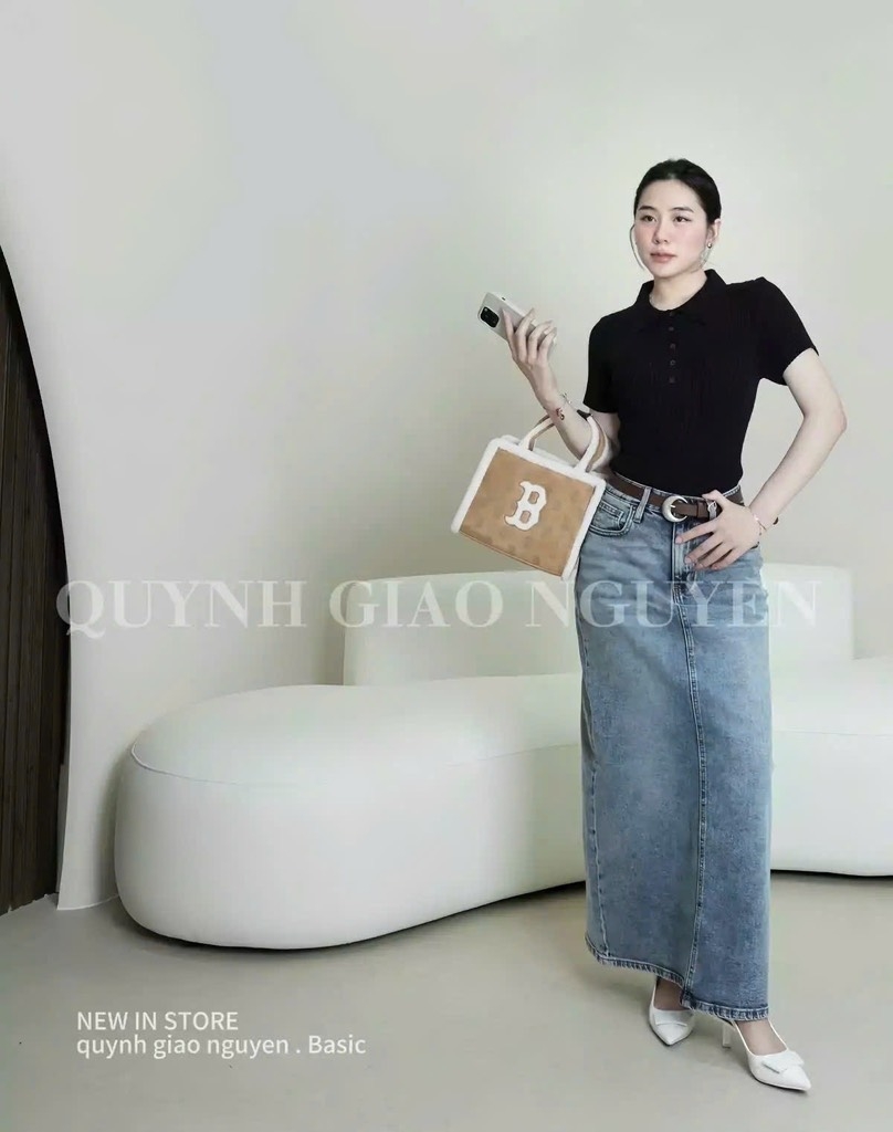 CHÂN VÁY JEAN NỮ WHOAU XẺ SAU DÁNG DÀI SẴN(SALE 149k)