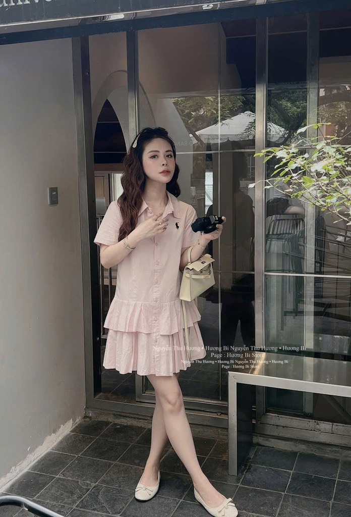 VÁY HỒNG CỔ SƠ MI THÊU NGỰA NỮ SẴN (XẢ 95k)