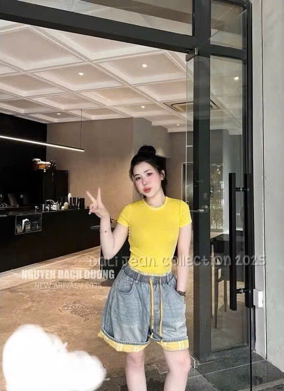 ÁO PHÔNG VÀNG VÀ ÁO SỐ 28 NỮ