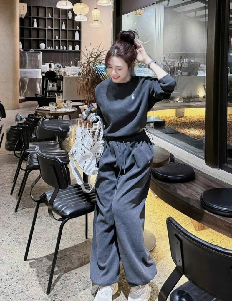 BỘ DÀI NỈ XÁM THÊU NGỰA NỮ THU ĐÔNG