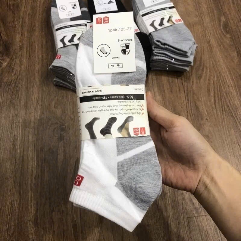 ĐỒ LÓT - TẤT NAM UNIQLO CỔ DÀI VÀ NGẮN