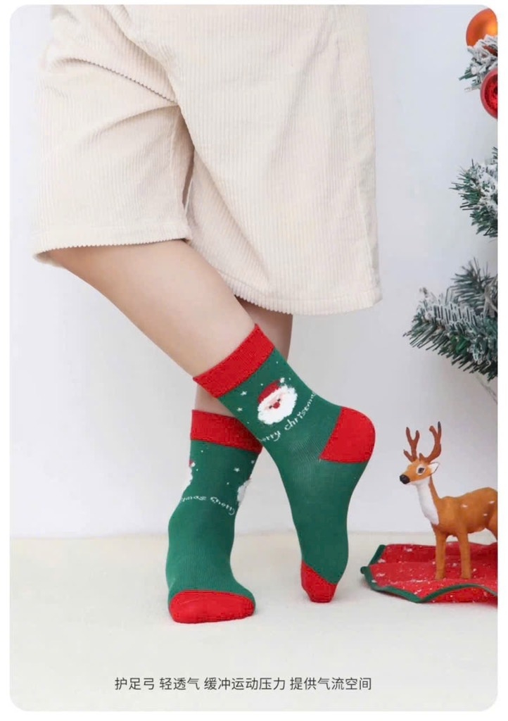 SET 10 TẤT NOEL CHO BÉ