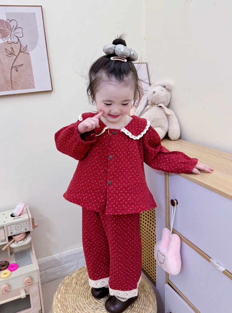 SET BỘ XÔ ĐỎ DÀI BÈO REN BÉ GÁI