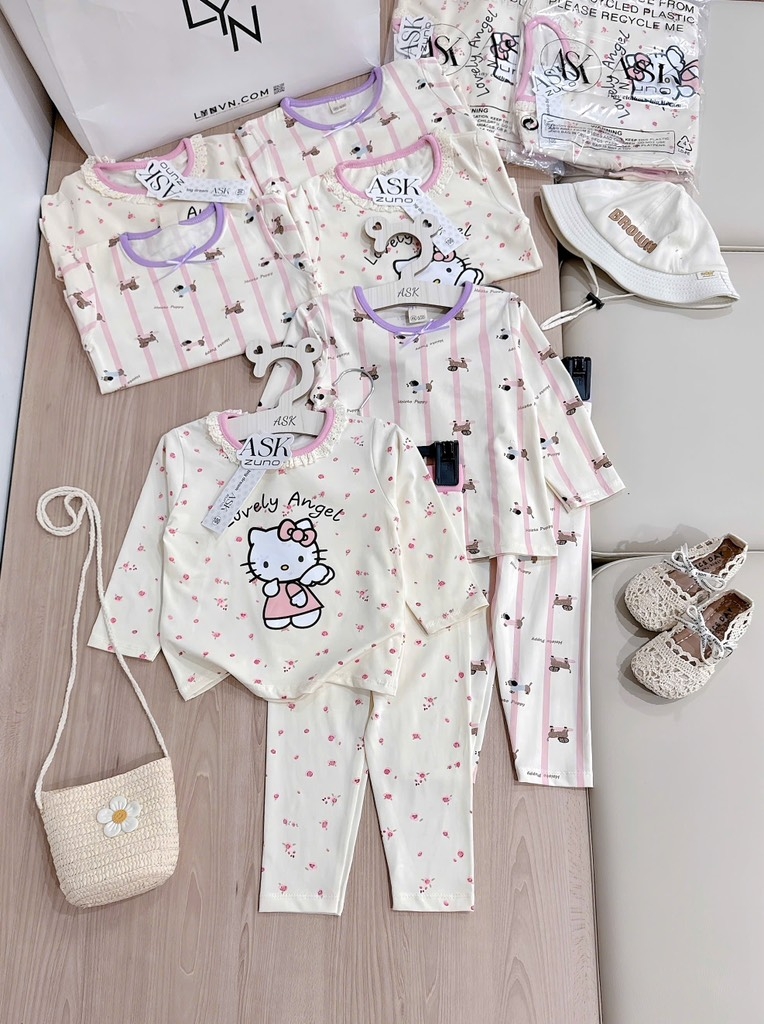 SET 2 BỘ KITTY BÉ GÁI